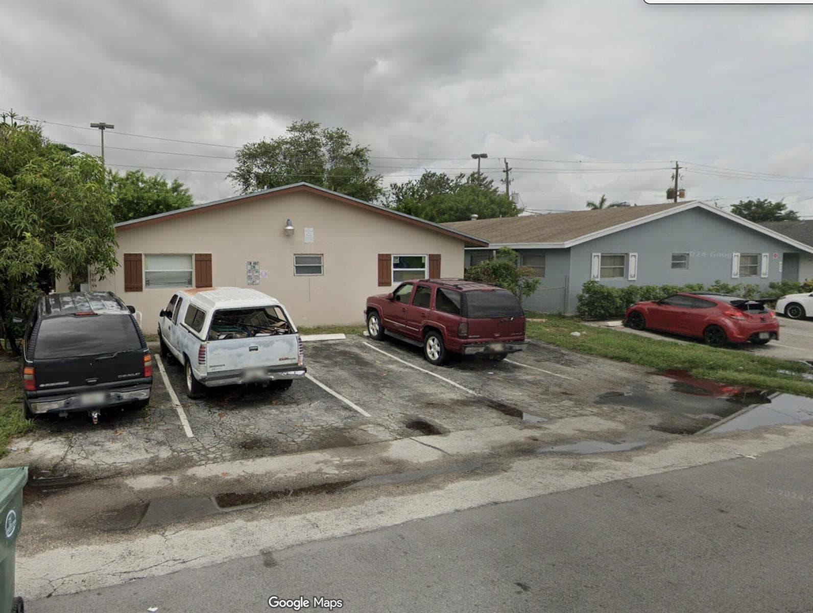 50 NE 36TH Court, Oakland Park, FL 33334 photo 2