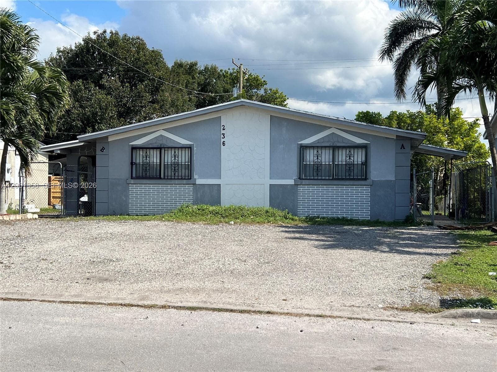 236 NW 9th Ave, South Bay, FL 33493