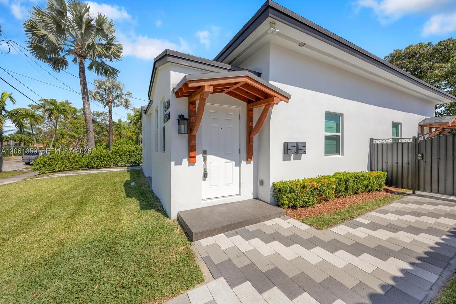 2426 SW 25th St # 2426, Miami, FL 33133 photo 3