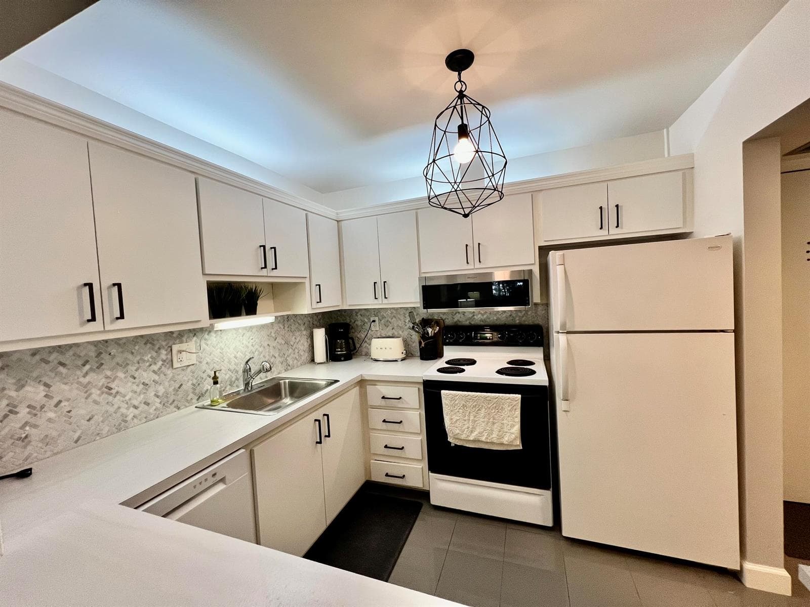 5640 SW 3RD Place # 217, Margate, FL 33068 photo 4