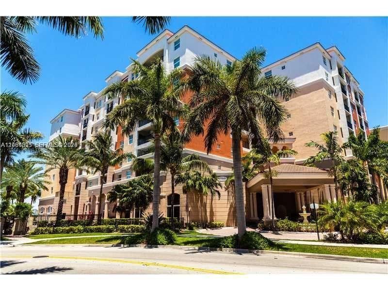 17100 N Bay Rd # 1309, Sunny Isles Beach, FL 33160 photo 2