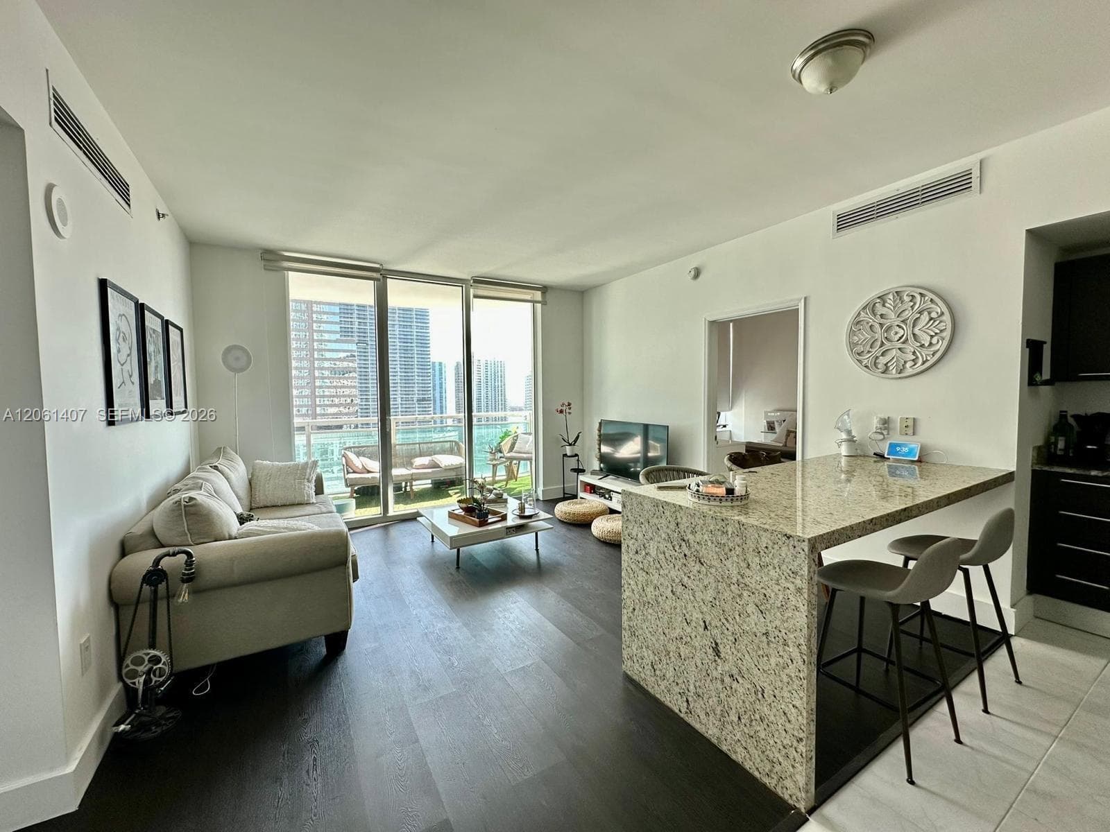 950 Brickell Bay Dr # 2406, Miami, FL 33131 photo 2
