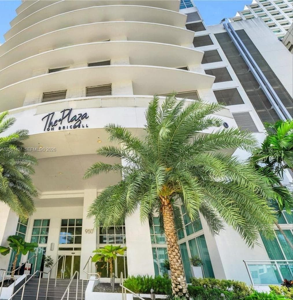 950 Brickell Bay Dr # 2406, Miami, FL 33131