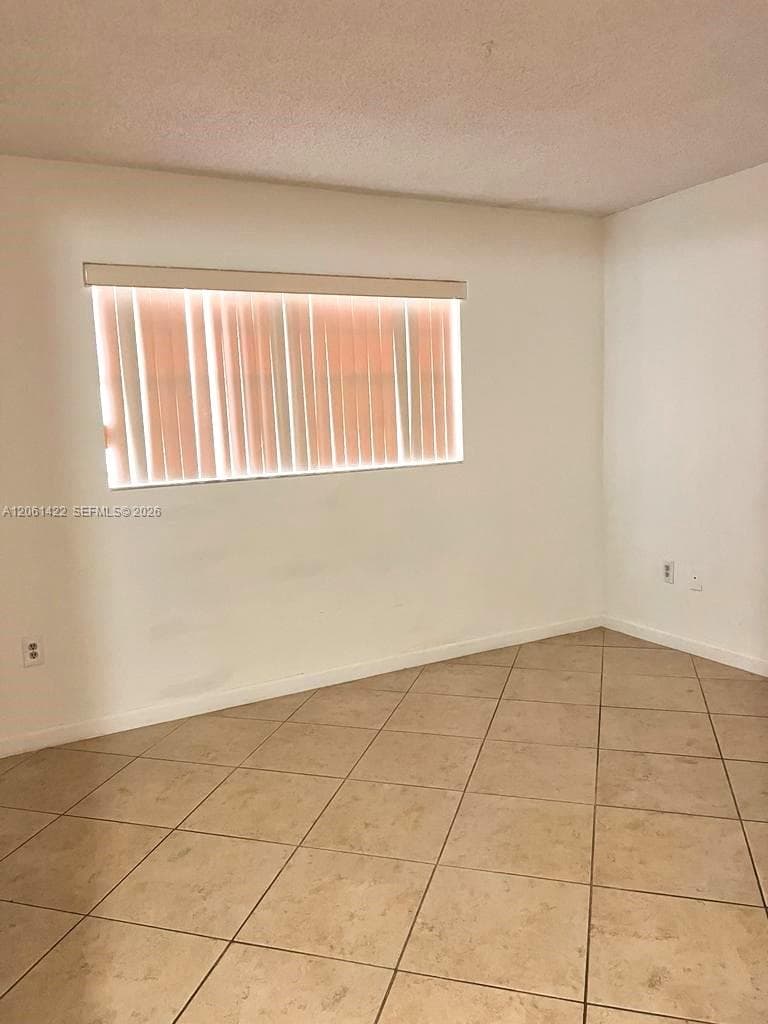 401 NW 72ND AVE # 304B, Miami, FL 33126 photo 3