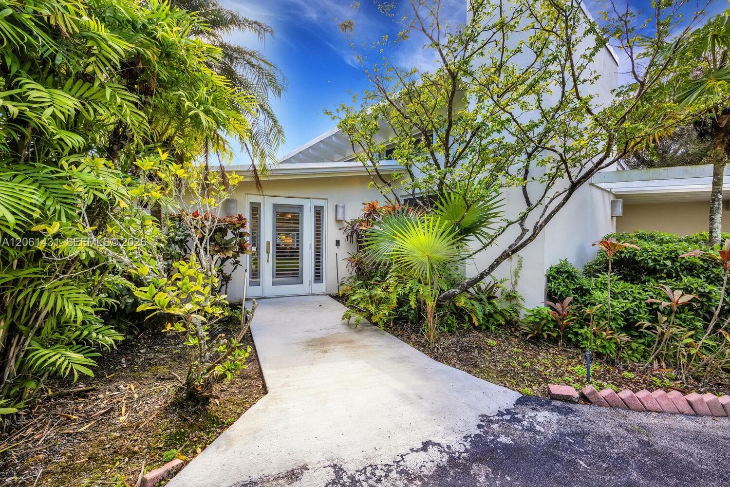 12200 SW 74th Ct, Pinecrest, FL 33156 photo 3