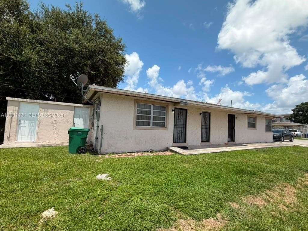 2458 NW 82nd St # 0, Miami, FL 33147