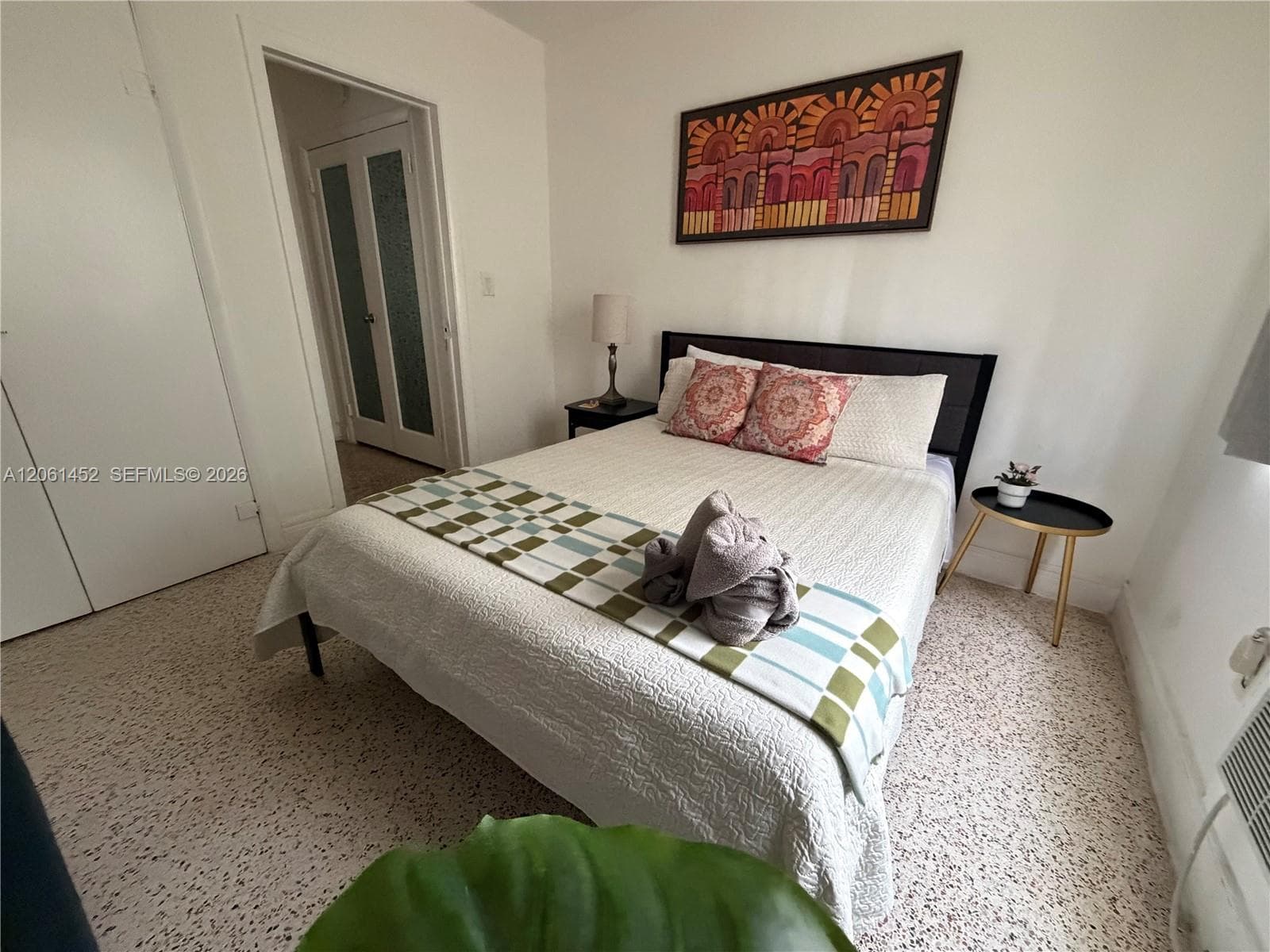 461 SW 6th St # 4, Miami, FL 33130 photo 4