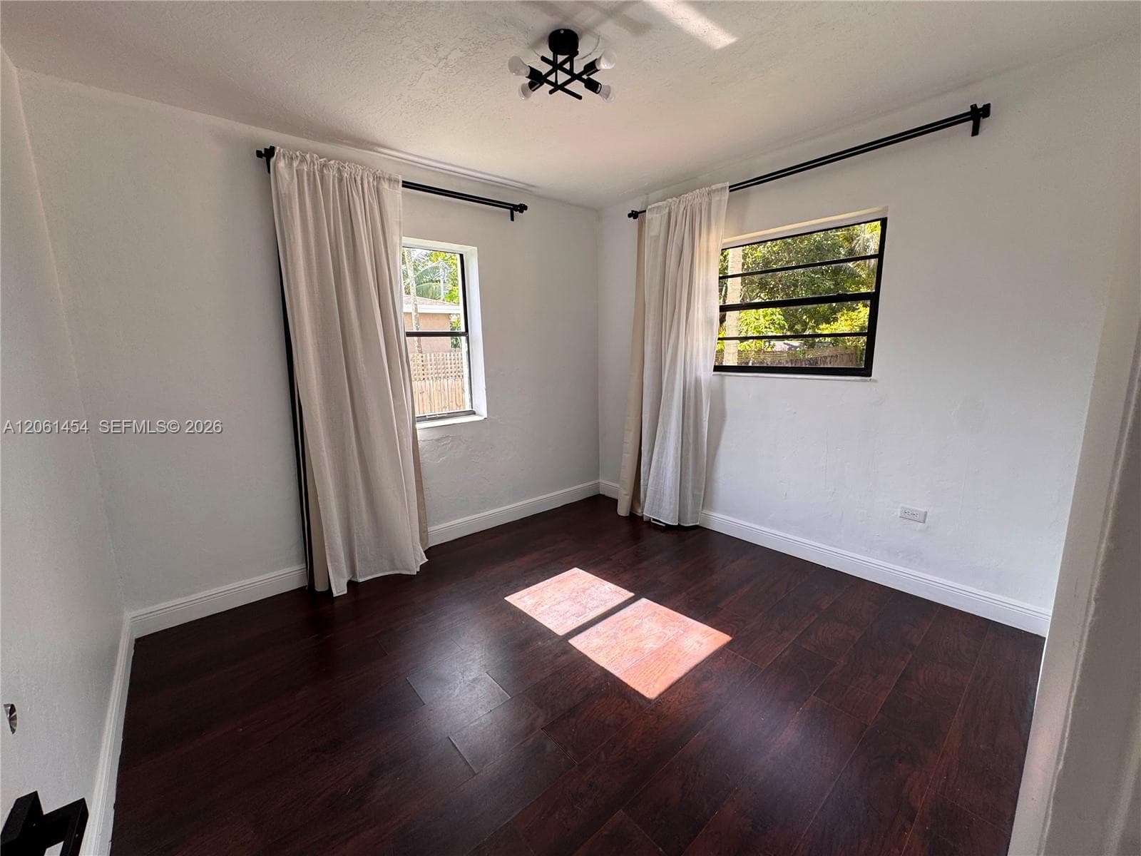 124 NW 89th St # 124, El Portal, FL 33150 photo 4