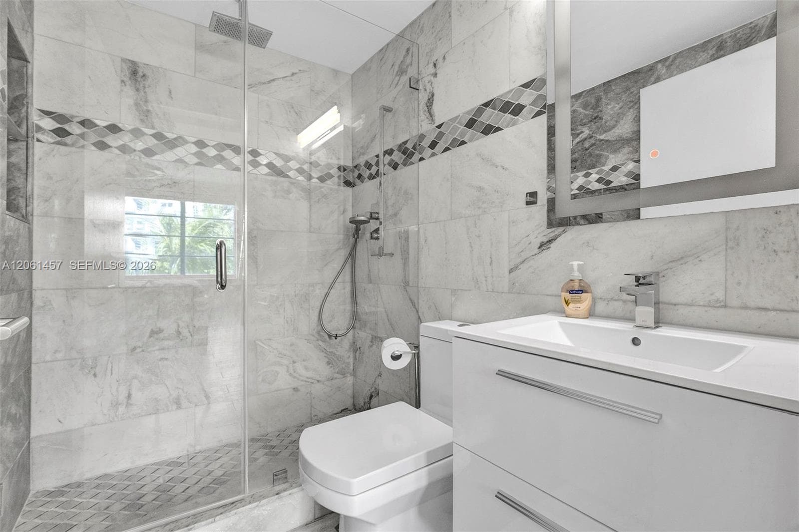 1460 Ocean Dr # 305, Miami Beach, FL 33139 photo 4