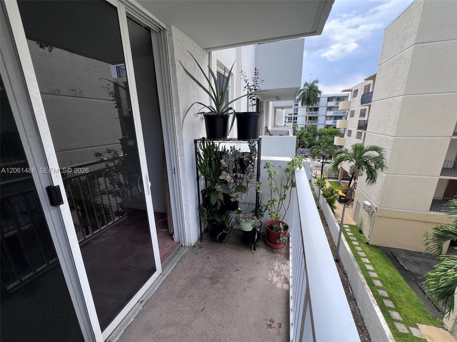 1665 Bay Rd # 416, Miami Beach, FL 33139 photo 2