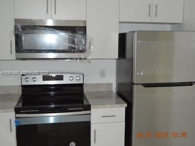 5625 W 20th Ave # 113, Hialeah, FL 33012 photo 2
