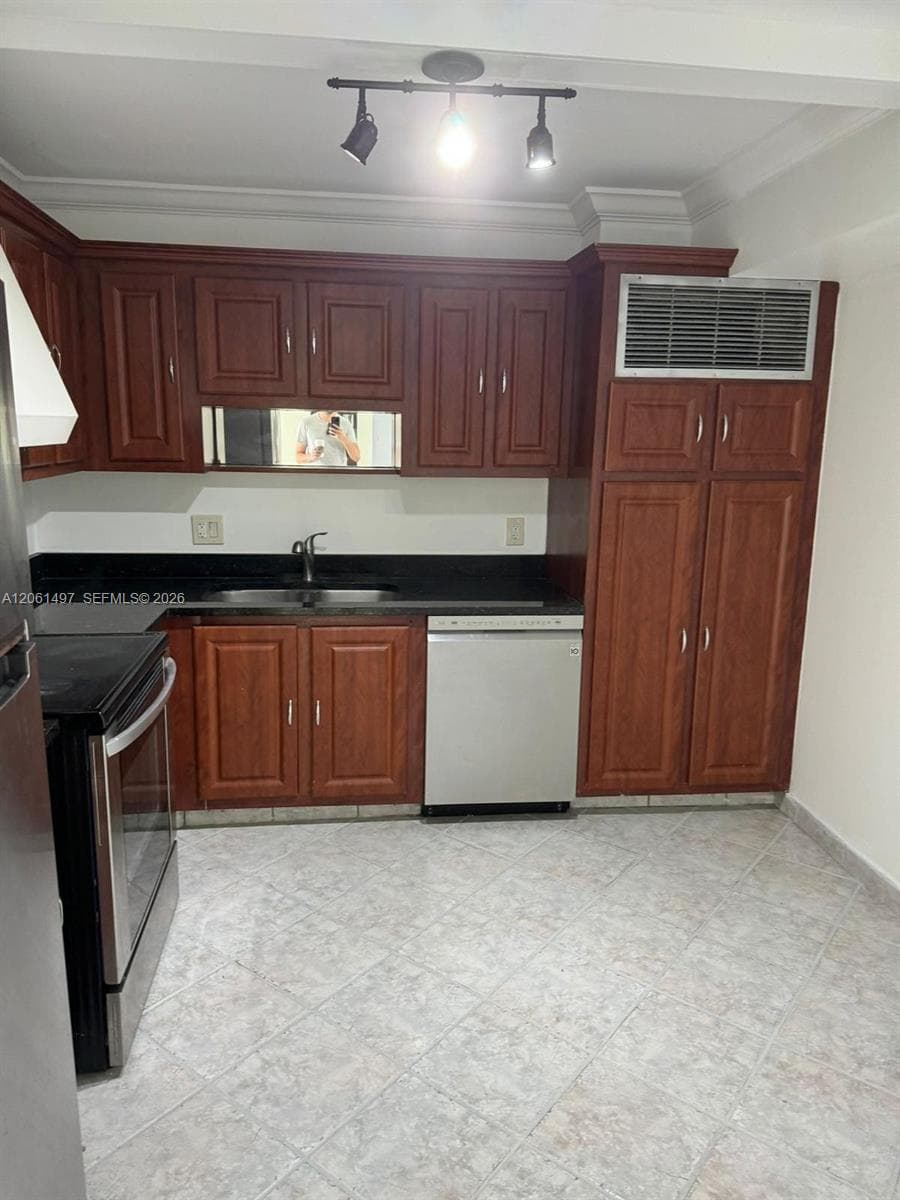 2851 NE 183rd St # 1609E, Aventura, FL 33160 photo 3