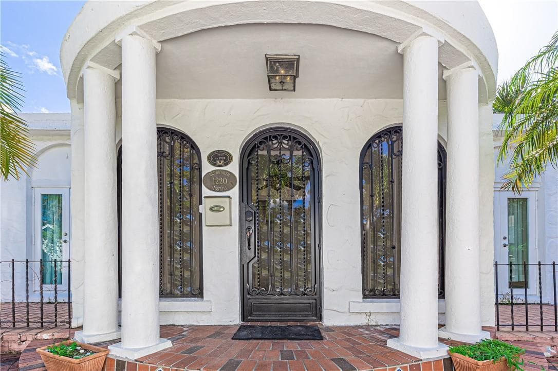 1220 SE 2ND Street, Fort Lauderdale, FL 33301 photo 2