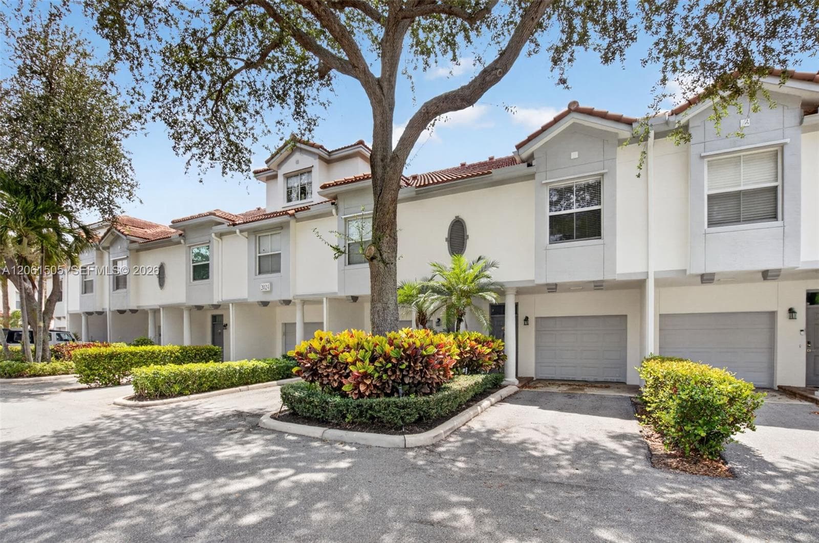 2024 Alta Meadows Ln # 807, Delray Beach, FL 33444 photo 2
