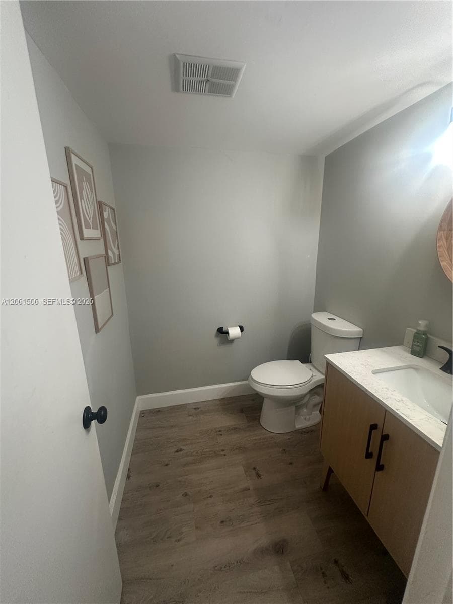62 Spinning Wheel Ln, Tamarac, FL 33319 photo 5