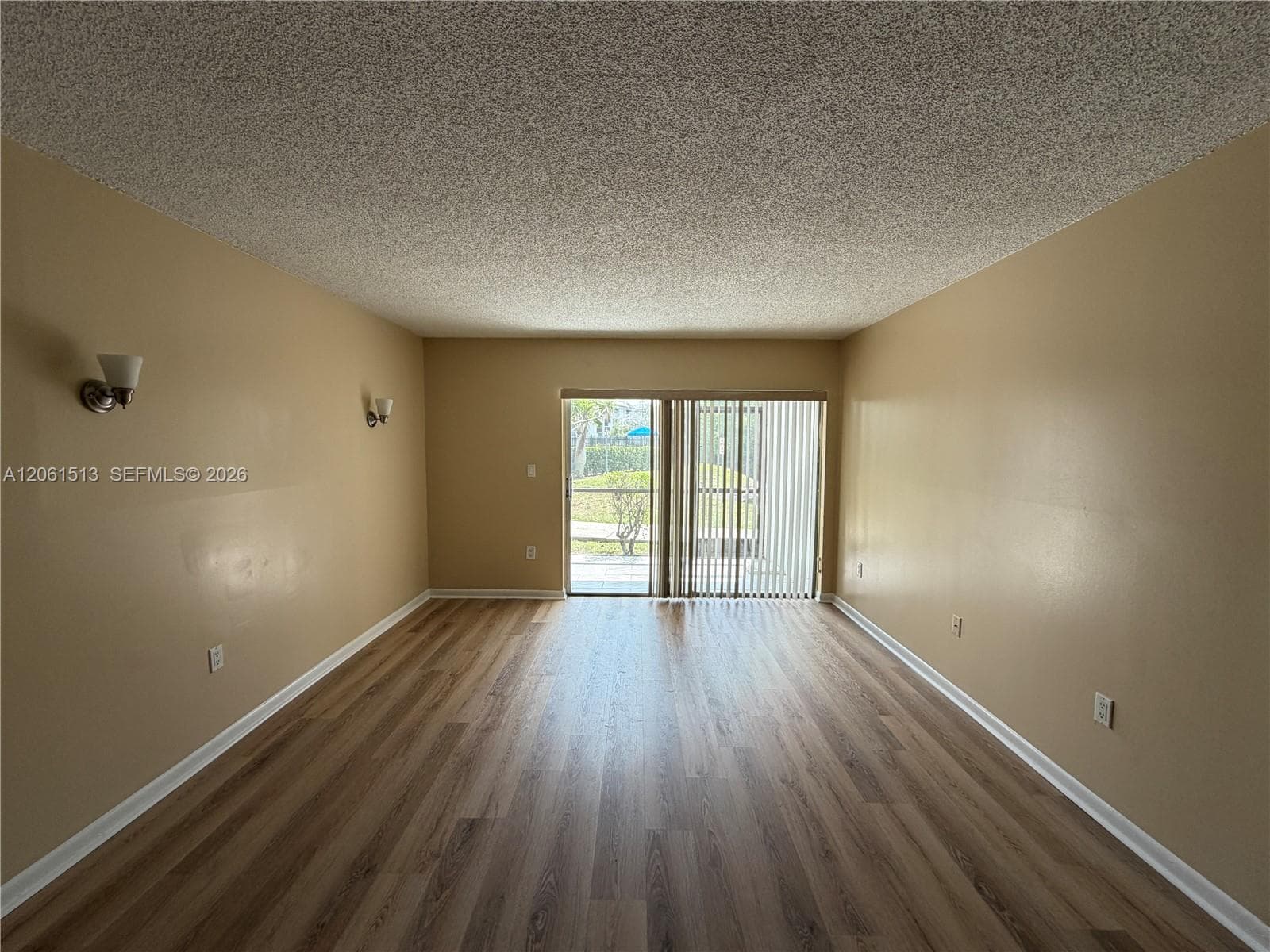 711 N Pine Island Rd # 121, Plantation, FL 33324 photo 2