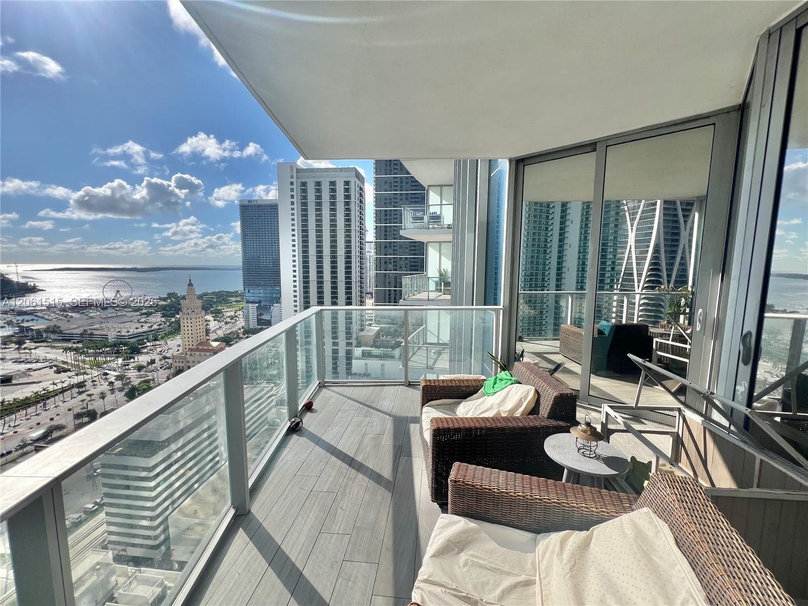 851 NE 1st Ave # 2605, Miami, FL 33132