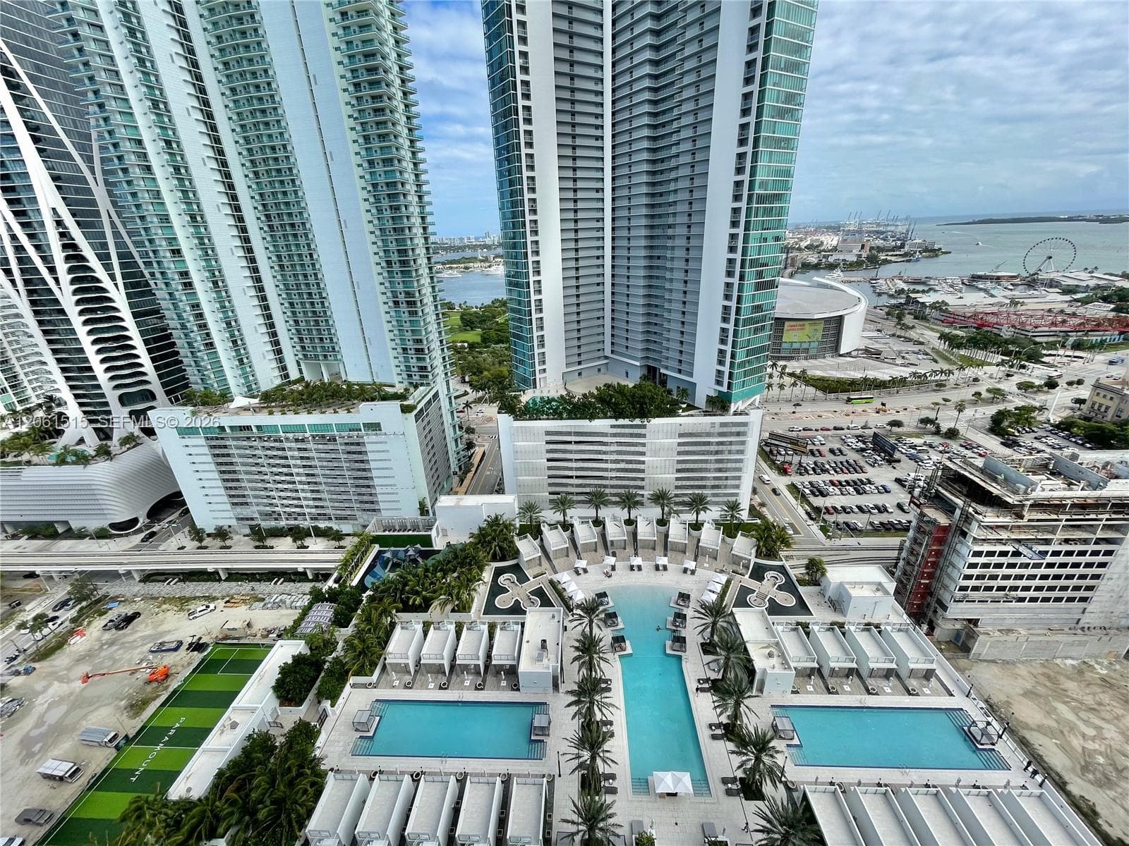 851 NE 1st Ave # 2605, Miami, FL 33132 photo 5