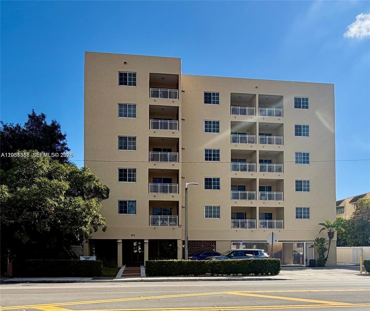 601 SW 37th Ave # 303, Miami, FL 33135