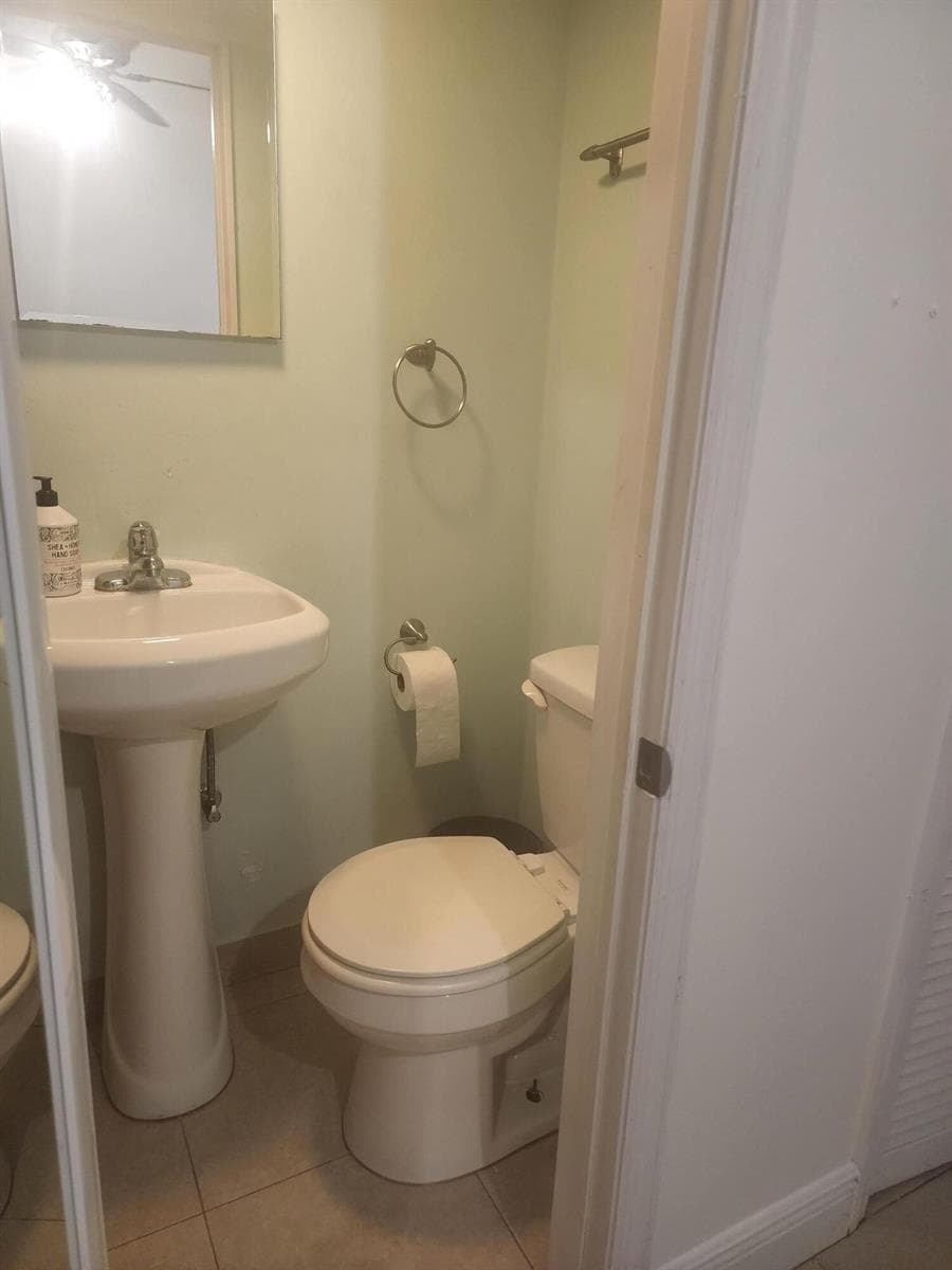2430 SW 82ND Terrace, Miramar, FL 33025 photo 5