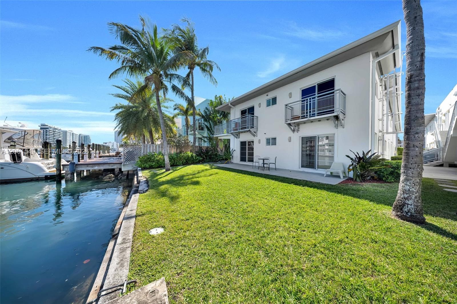 6905 Bay Dr # 16, Miami Beach, FL 33141
