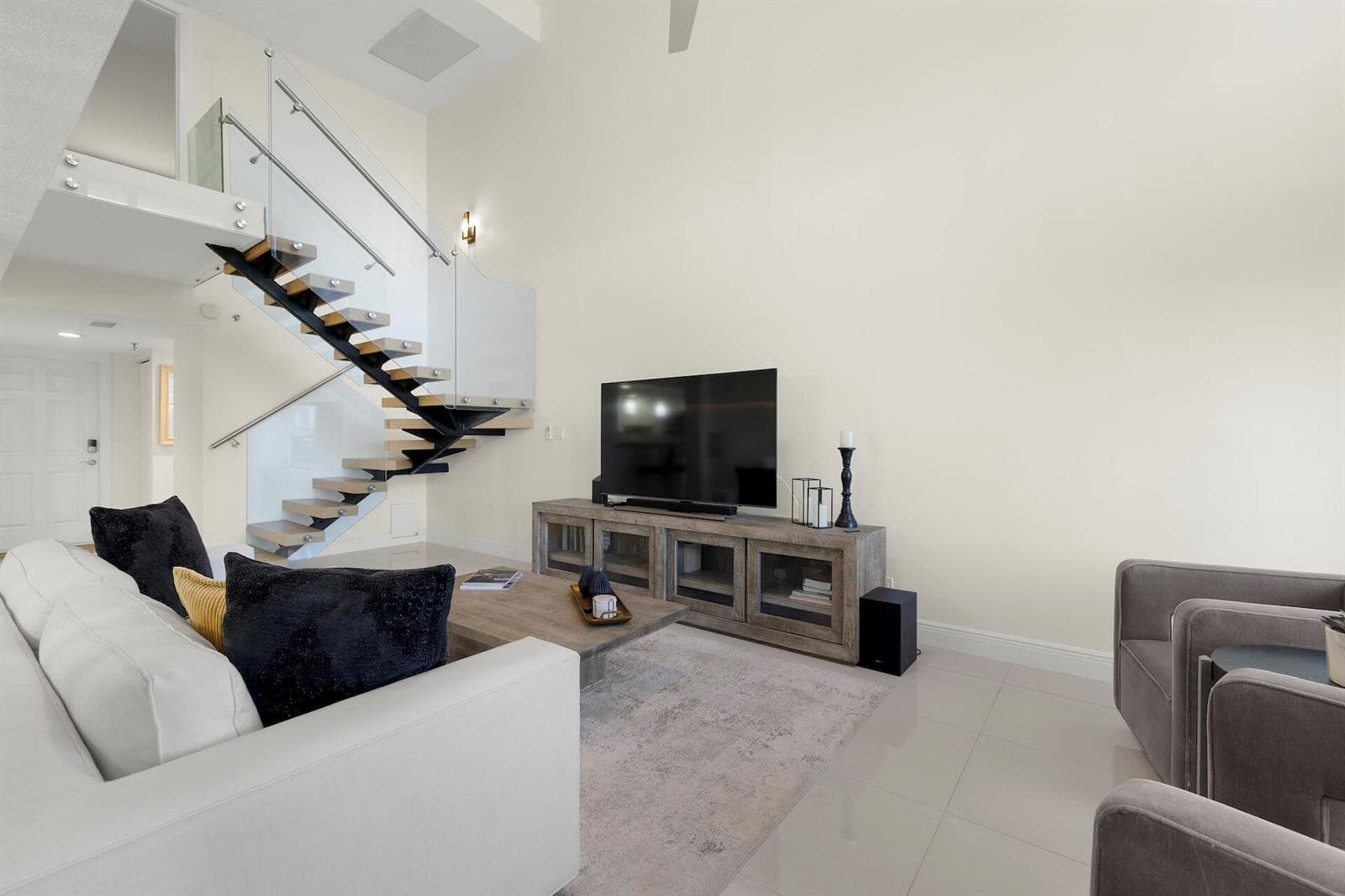 665 SE 21st Avenue # 104, Deerfield Beach, FL 33441 photo 3