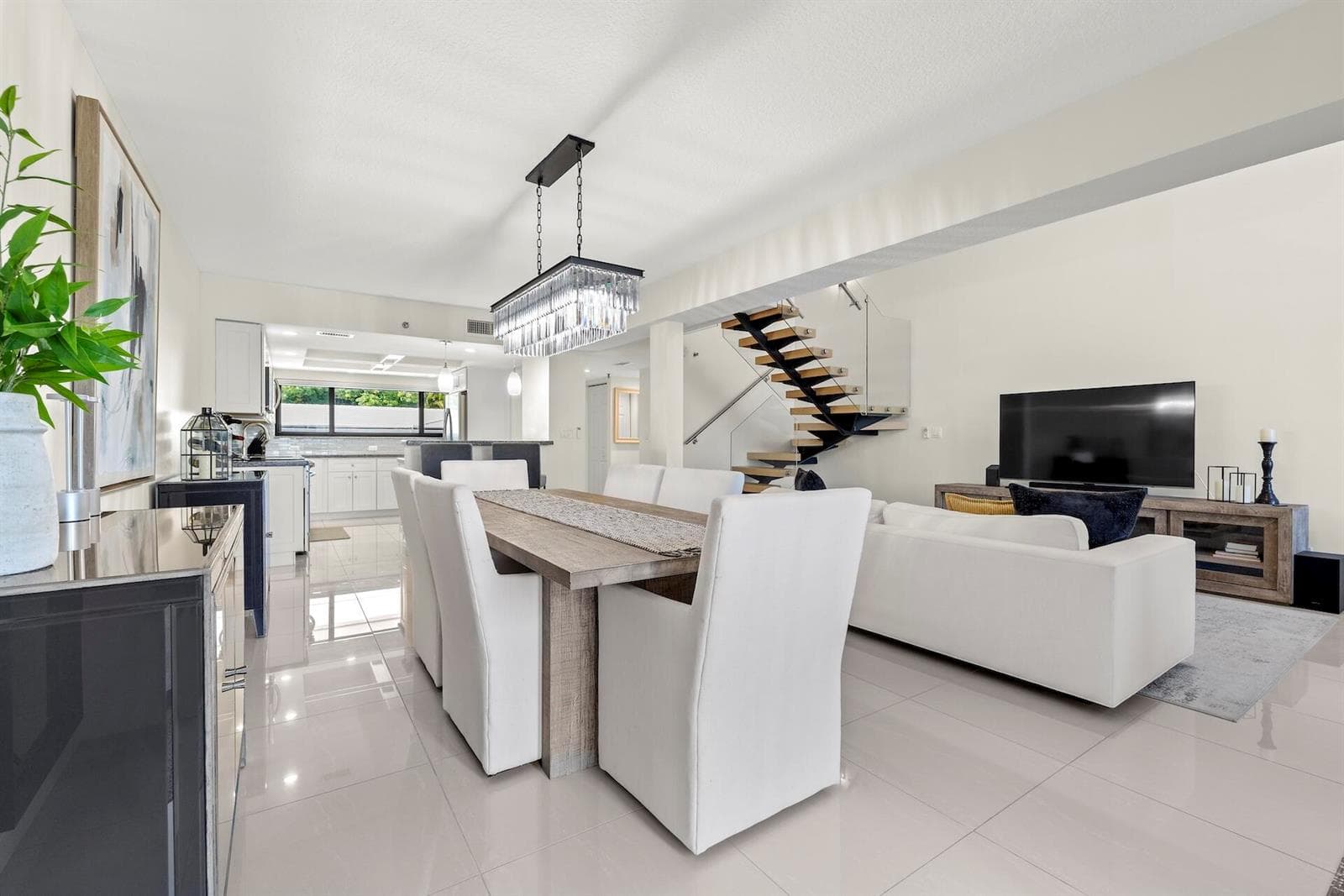 665 SE 21st Avenue # 104, Deerfield Beach, FL 33441 photo 4