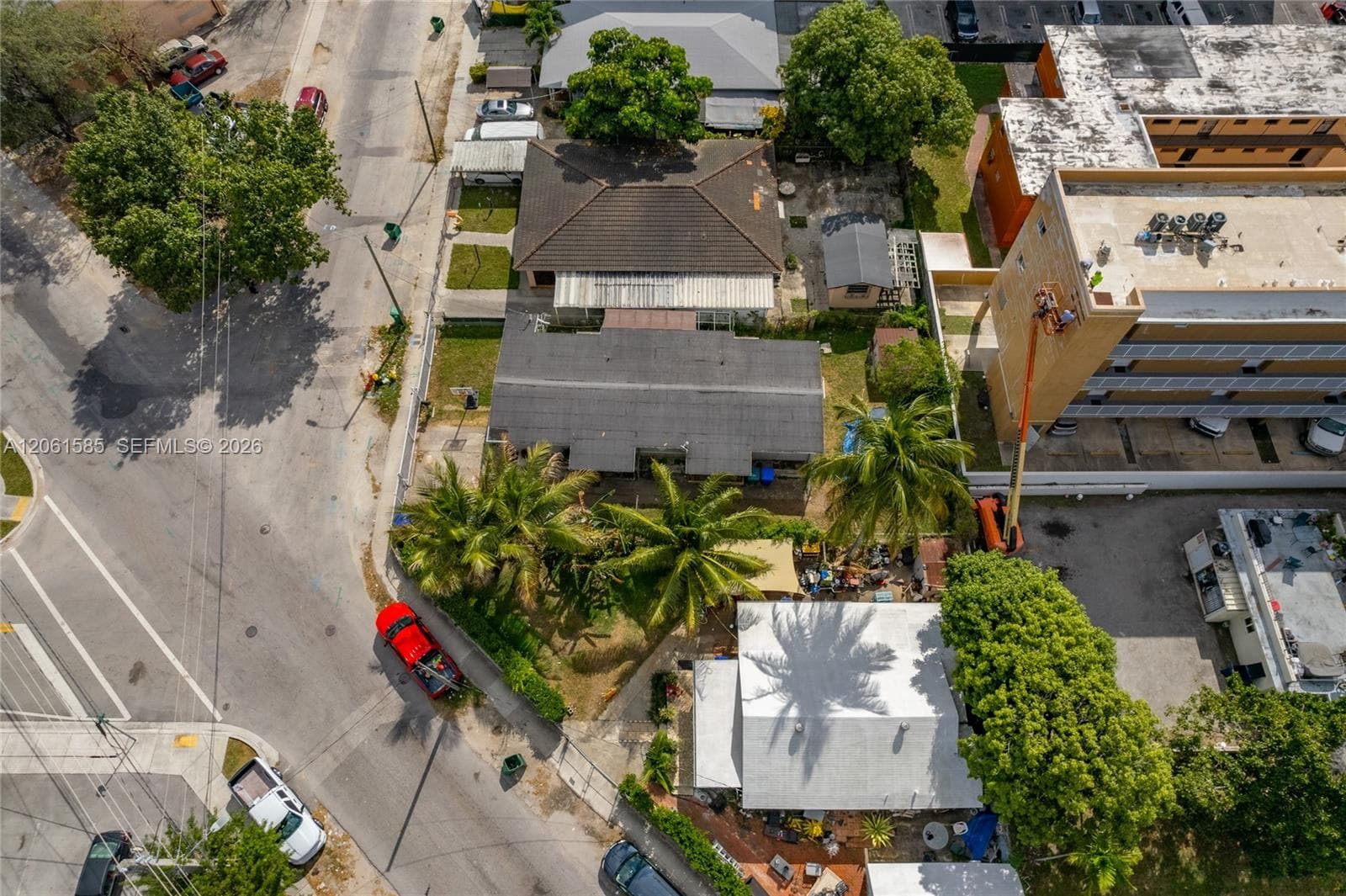 1552 NW 15th Ave, Miami, FL 33125 photo 5