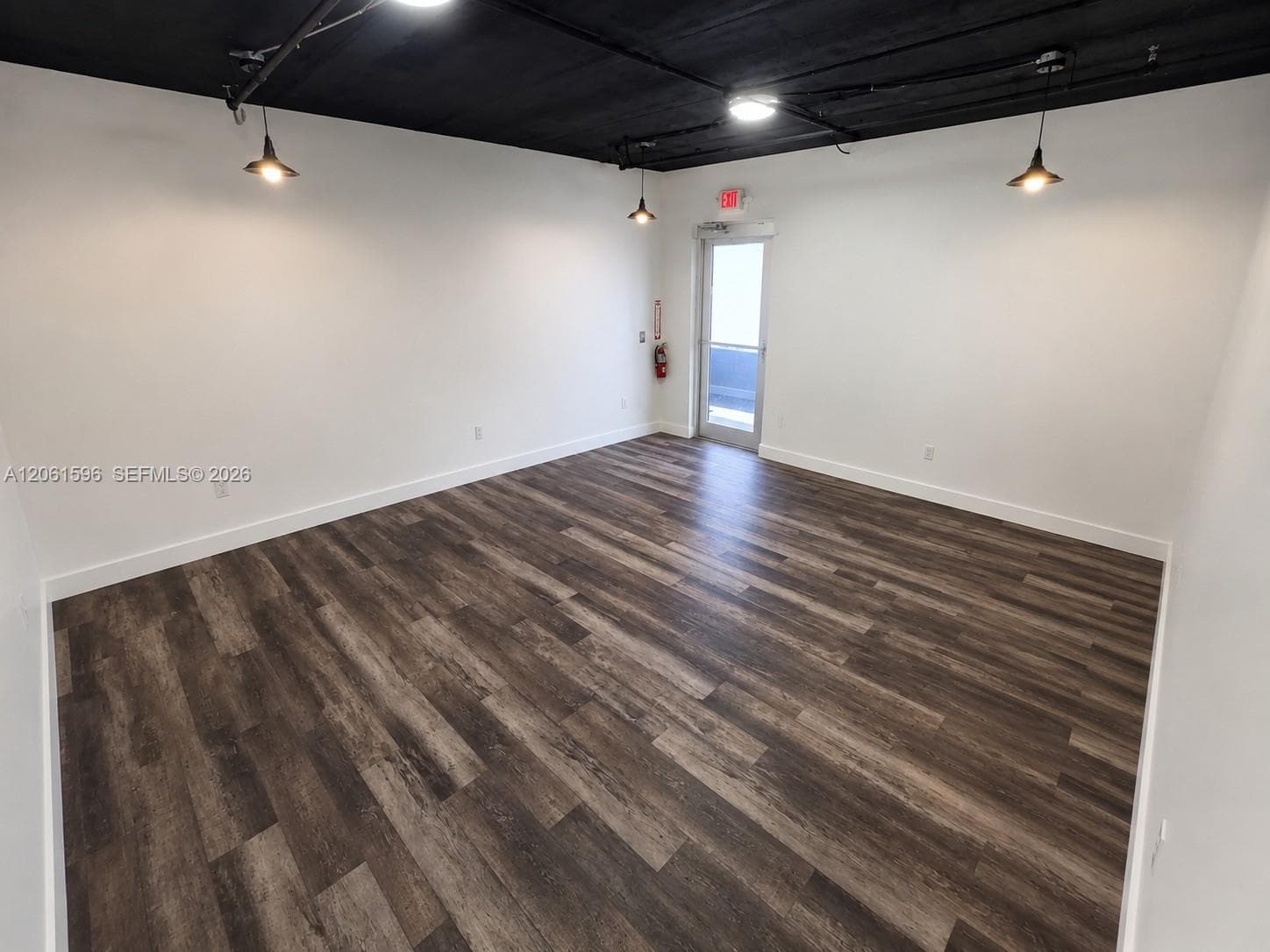 2355 NW 70th Ave # 9, Miami, FL 33122 photo 3