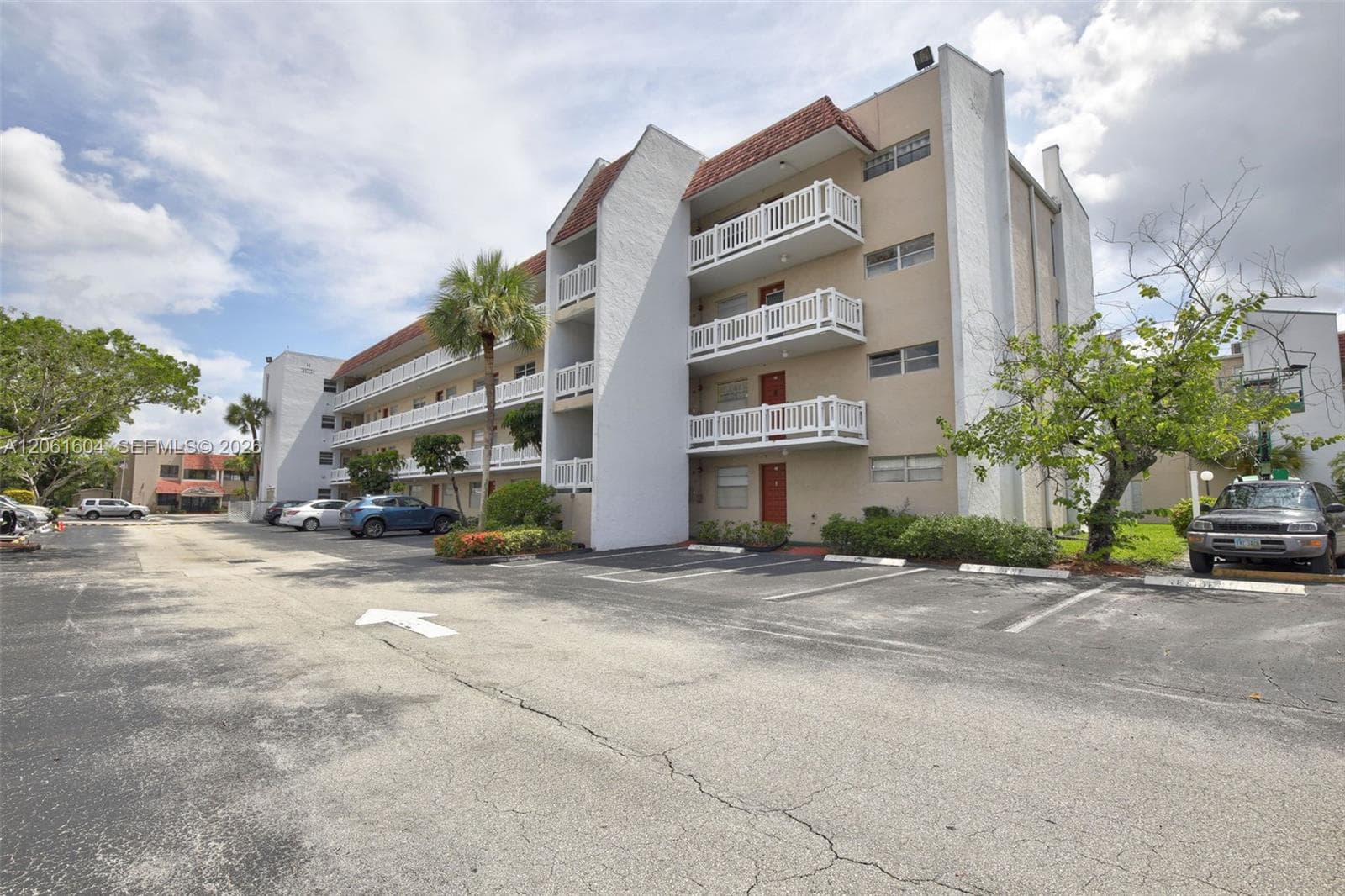 3531 Inverrary Dr # 101, Lauderhill, FL 33319 photo 3
