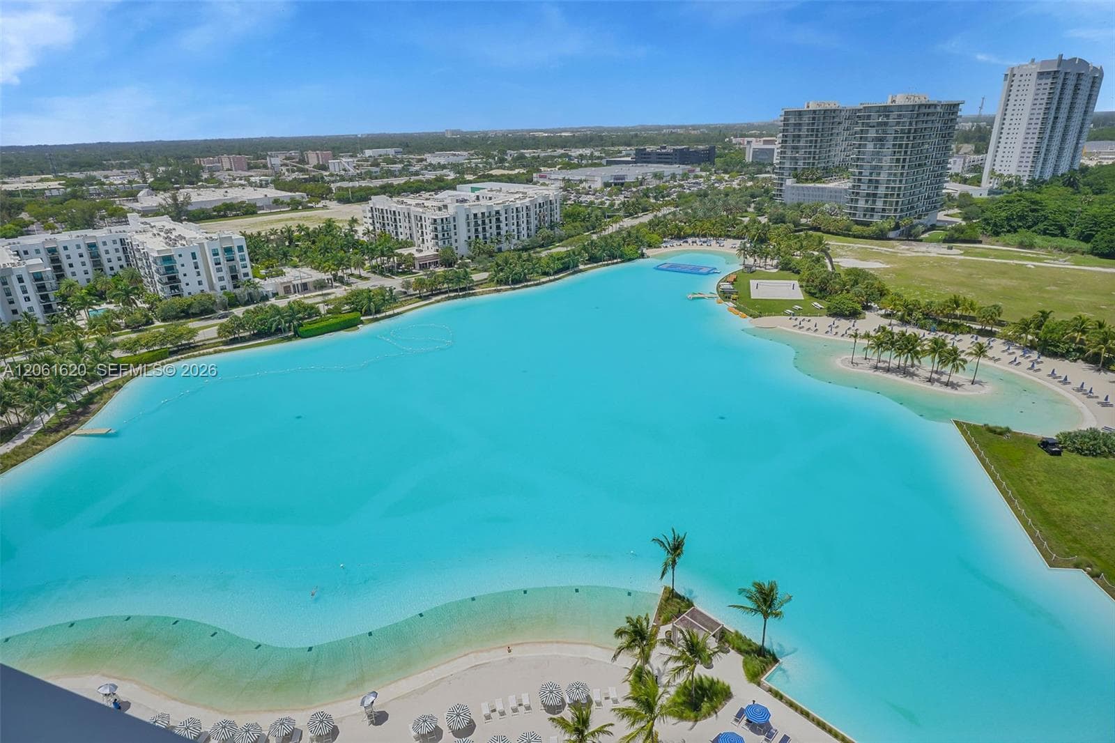 2411 Laguna Circle # 1807, North Miami, FL 33181