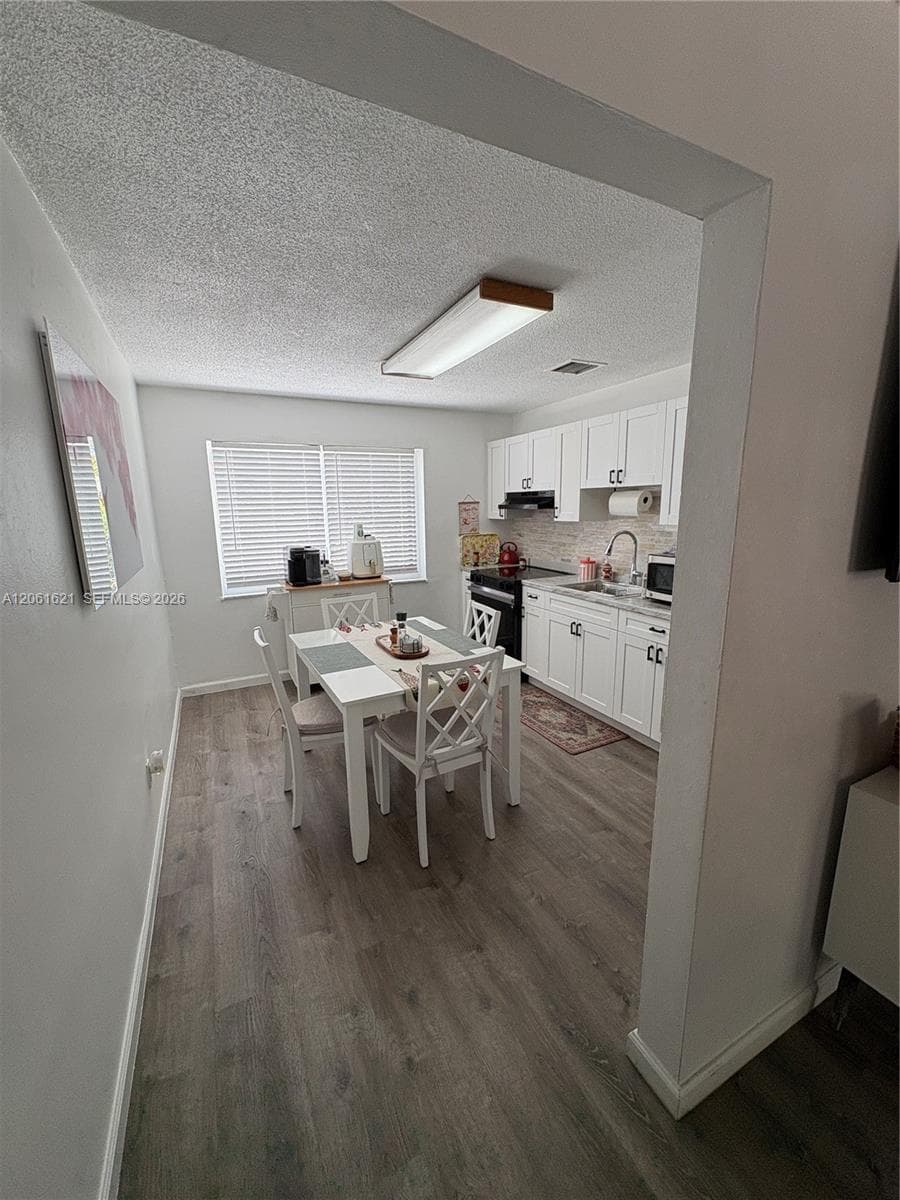 191 NW 17th Ave # 3, Miami, FL 33125 photo 5
