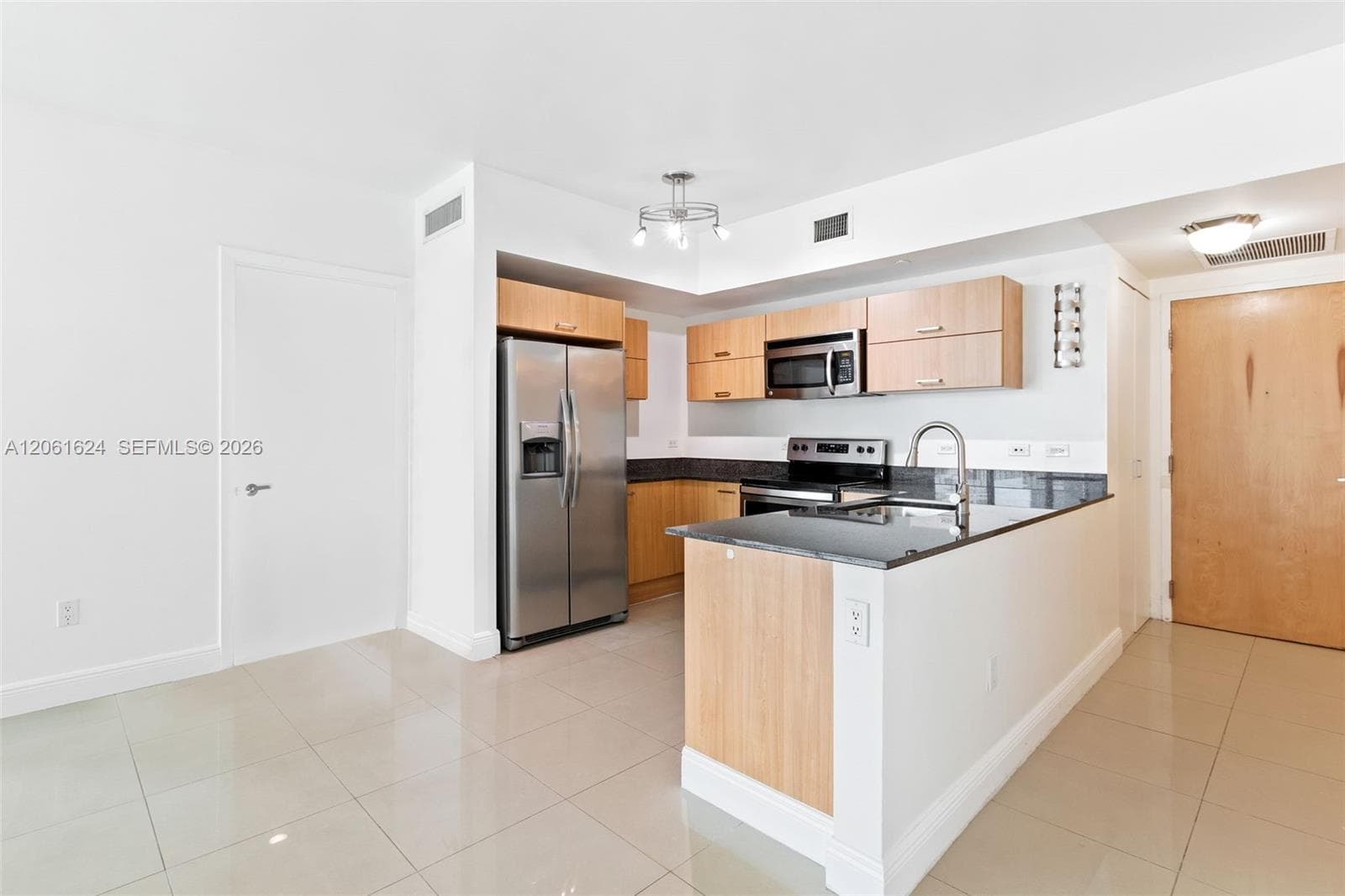 350 S Miami Ave # 1805, Miami, FL 33130 photo 3
