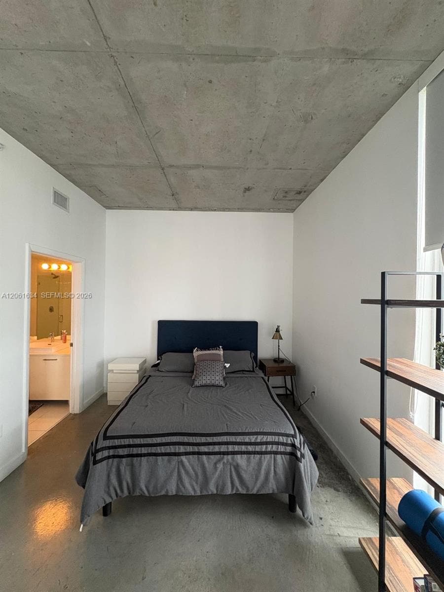 151 SE 1st St # 3404, Miami, FL 33131