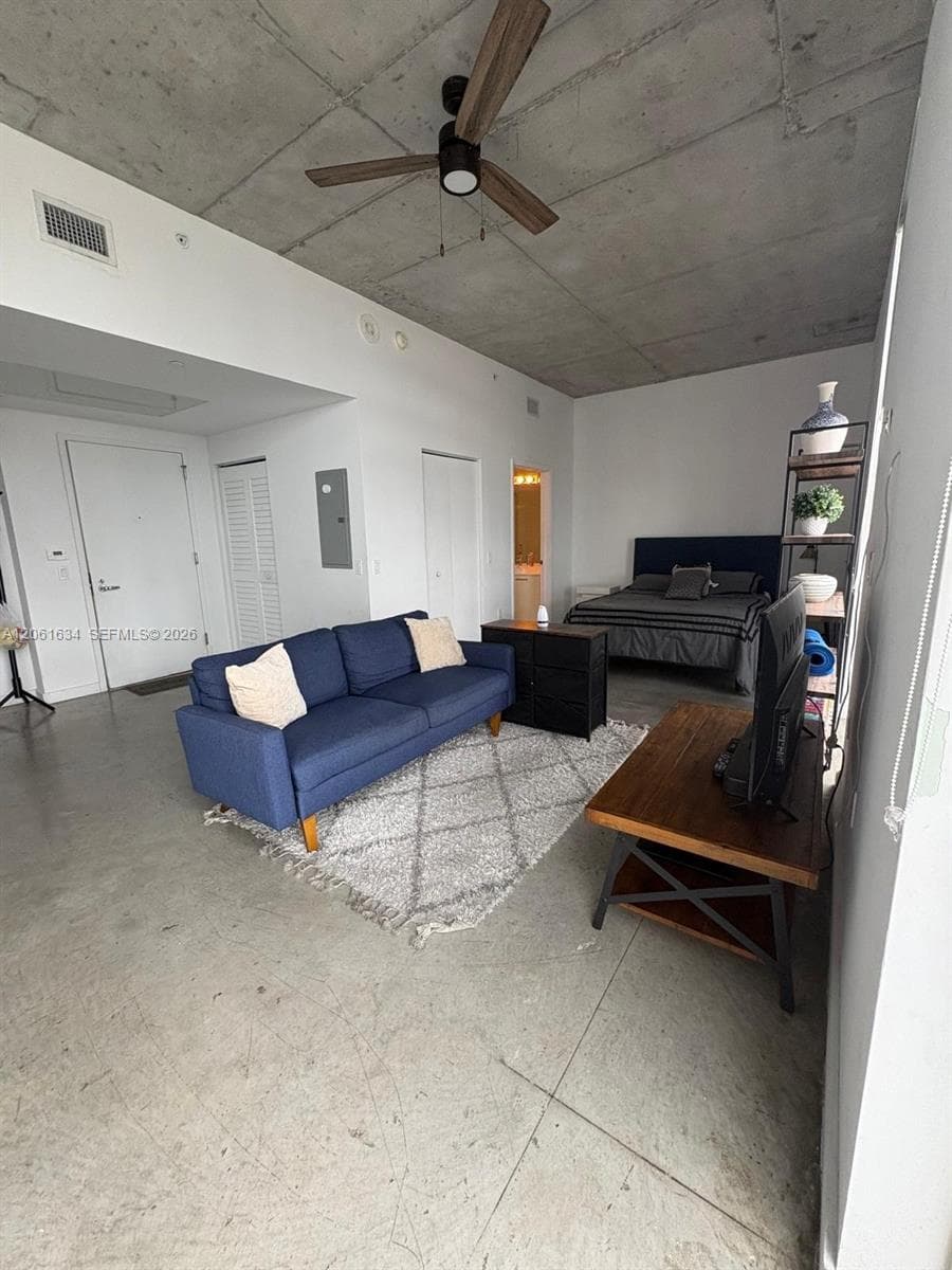 151 SE 1st St # 3404, Miami, FL 33131 photo 5