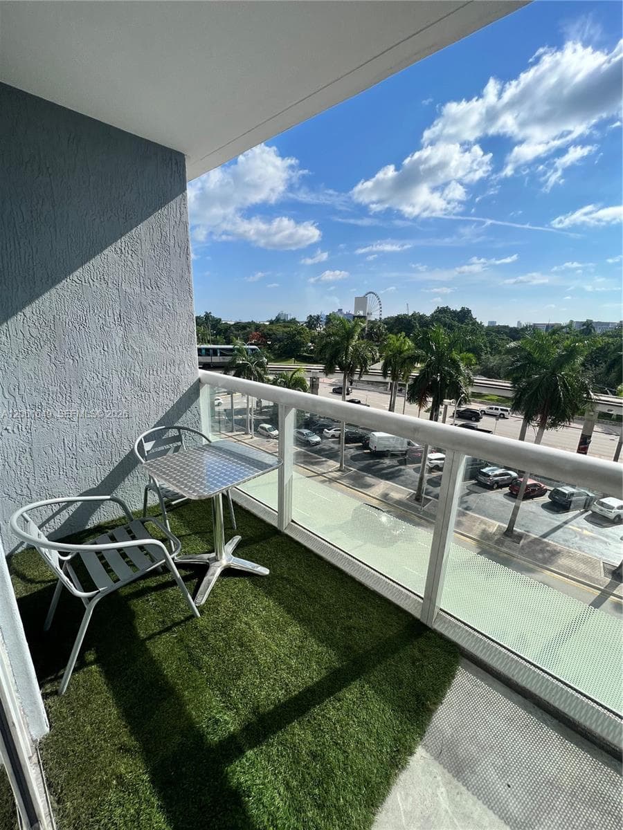 50 Biscayne Blvd # 508, Miami, FL 33132 photo 3