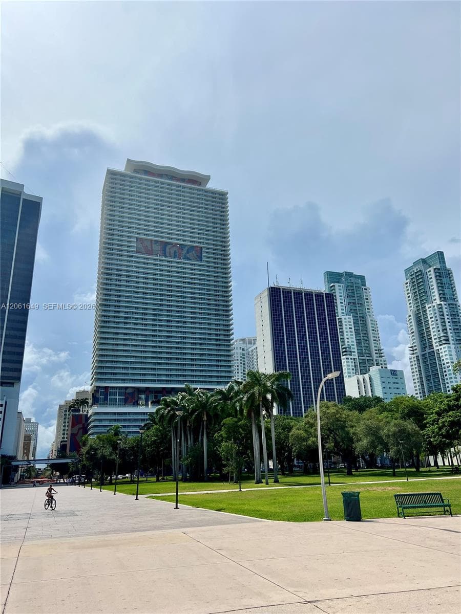 50 Biscayne Blvd # 508, Miami, FL 33132 photo 5