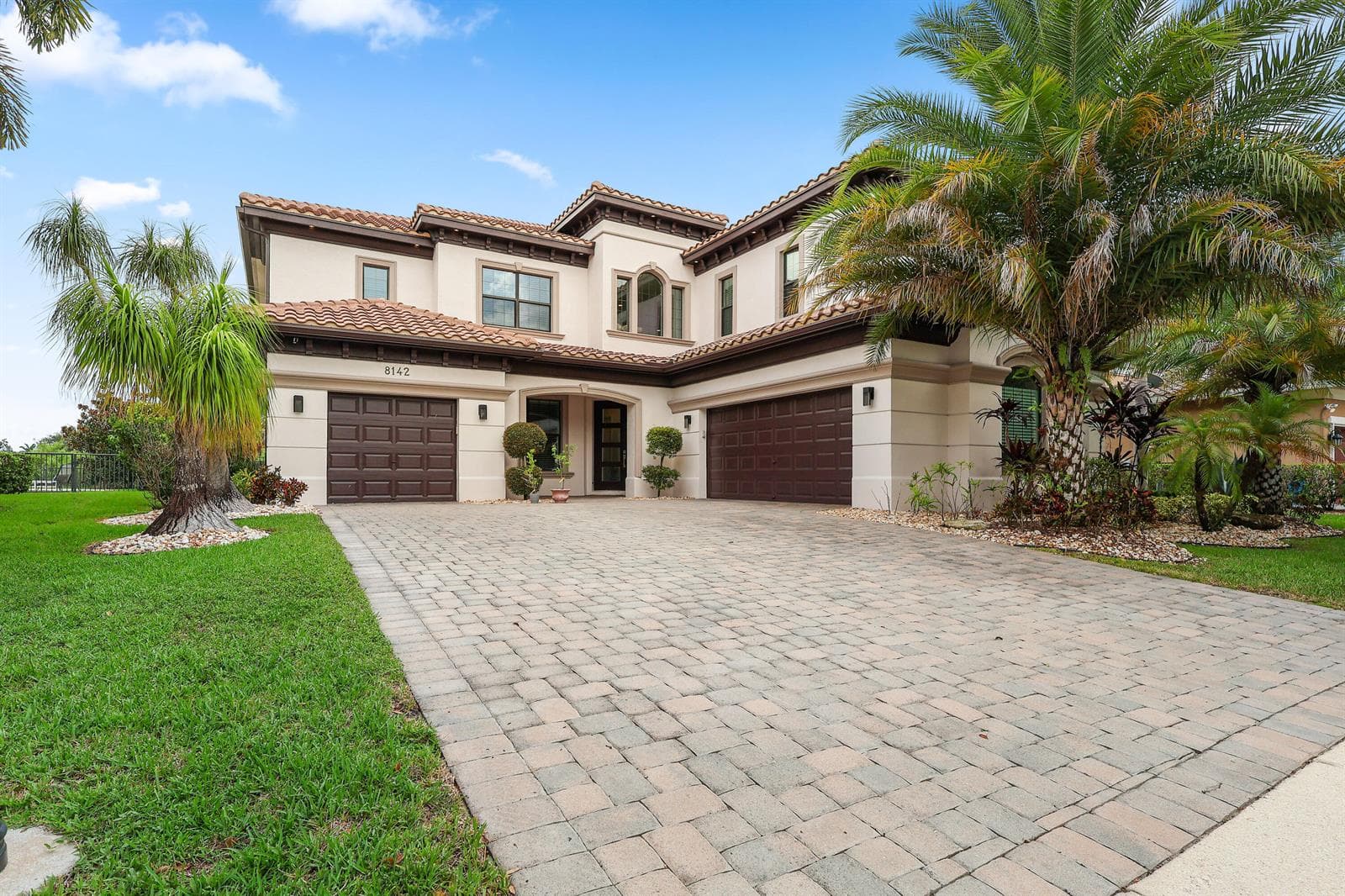 8142 Bradford Way, Parkland, FL 33076 photo 2