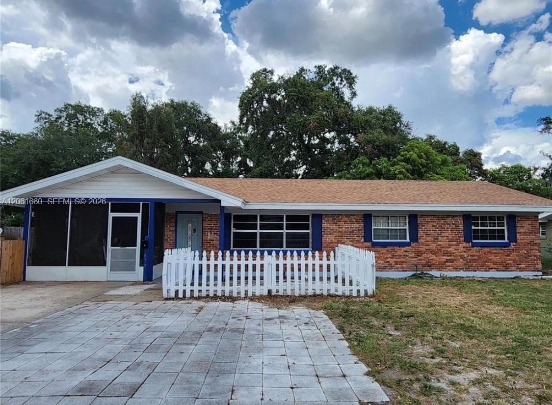 679 Avenue G SE, Winter Haven, FL 33880