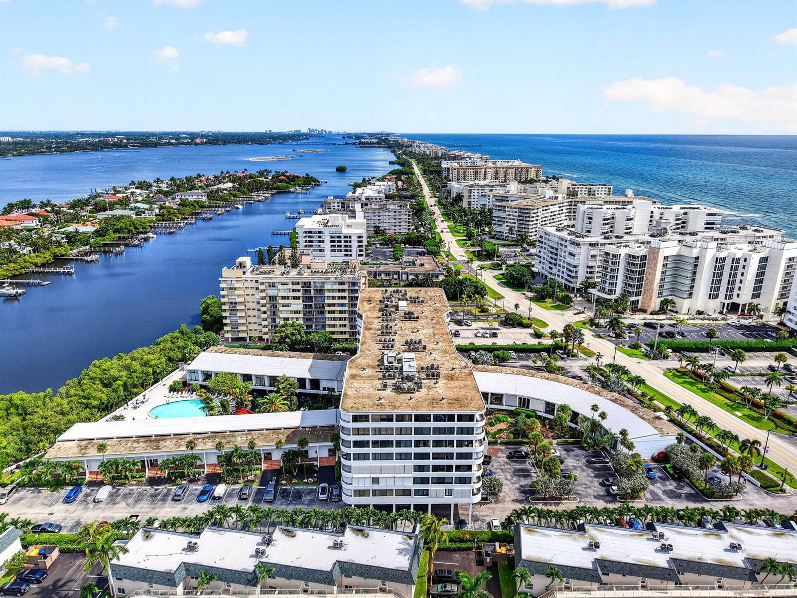 3589 S OCEAN Boulevard # 909, South Palm Beach, FL 33480