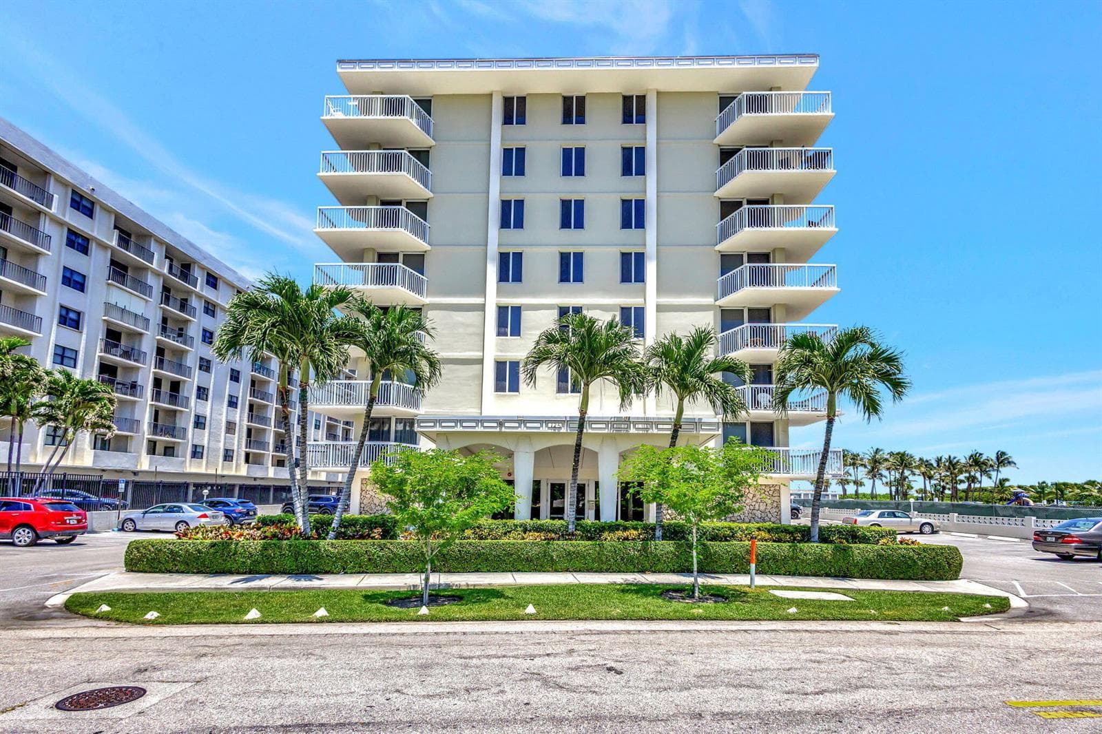 125 S OCEAN Avenue # 211, Palm Beach Shores, FL 33404