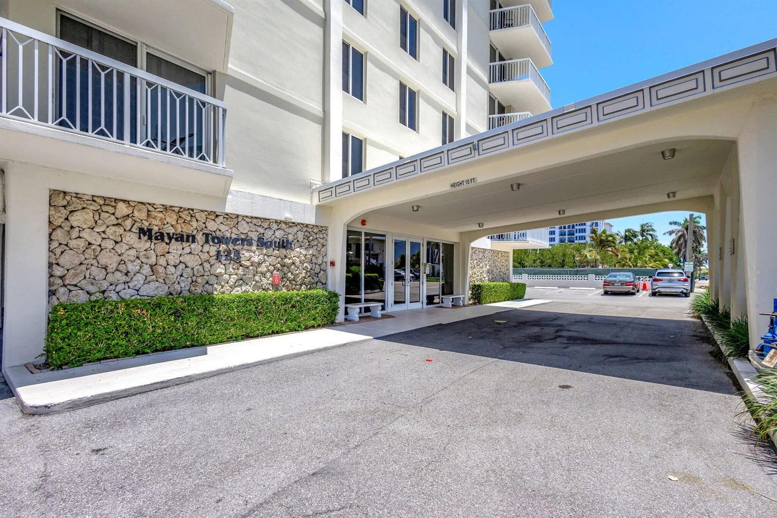 125 S OCEAN Avenue # 211, Palm Beach Shores, FL 33404 photo 5