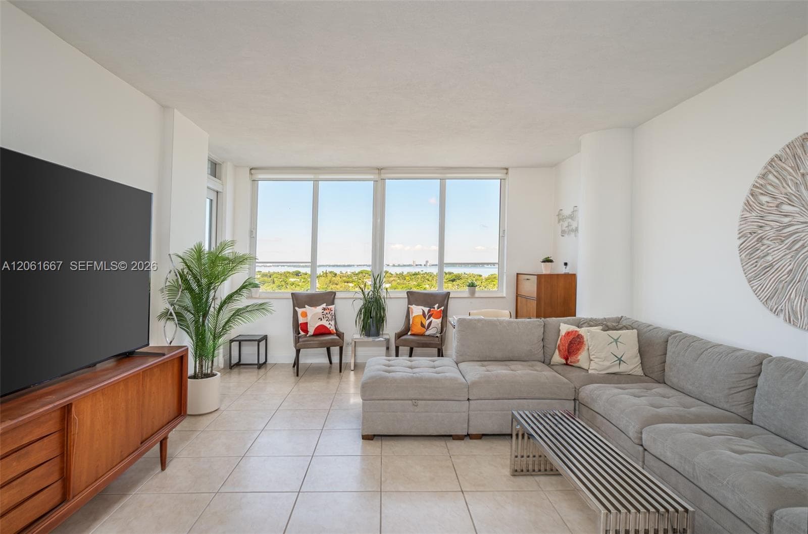 5005 Collins Ave # 1506, Miami Beach, FL 33140 photo 2