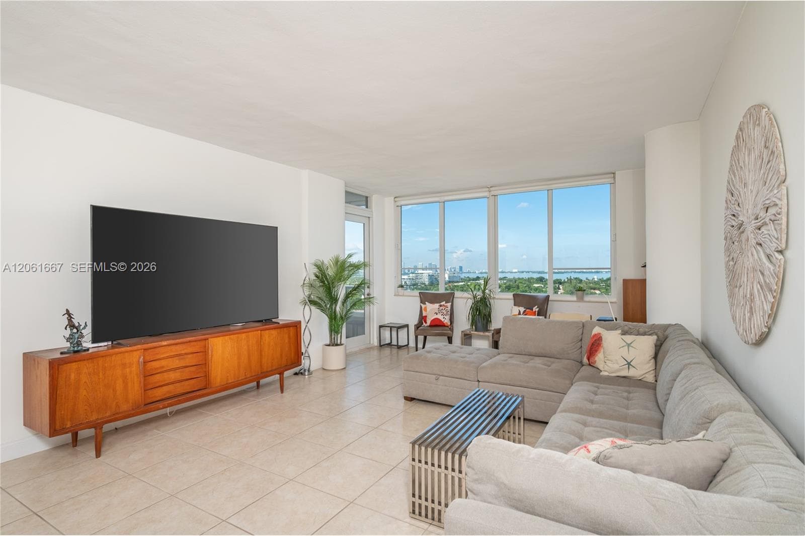 5005 Collins Ave # 1506, Miami Beach, FL 33140 photo 3