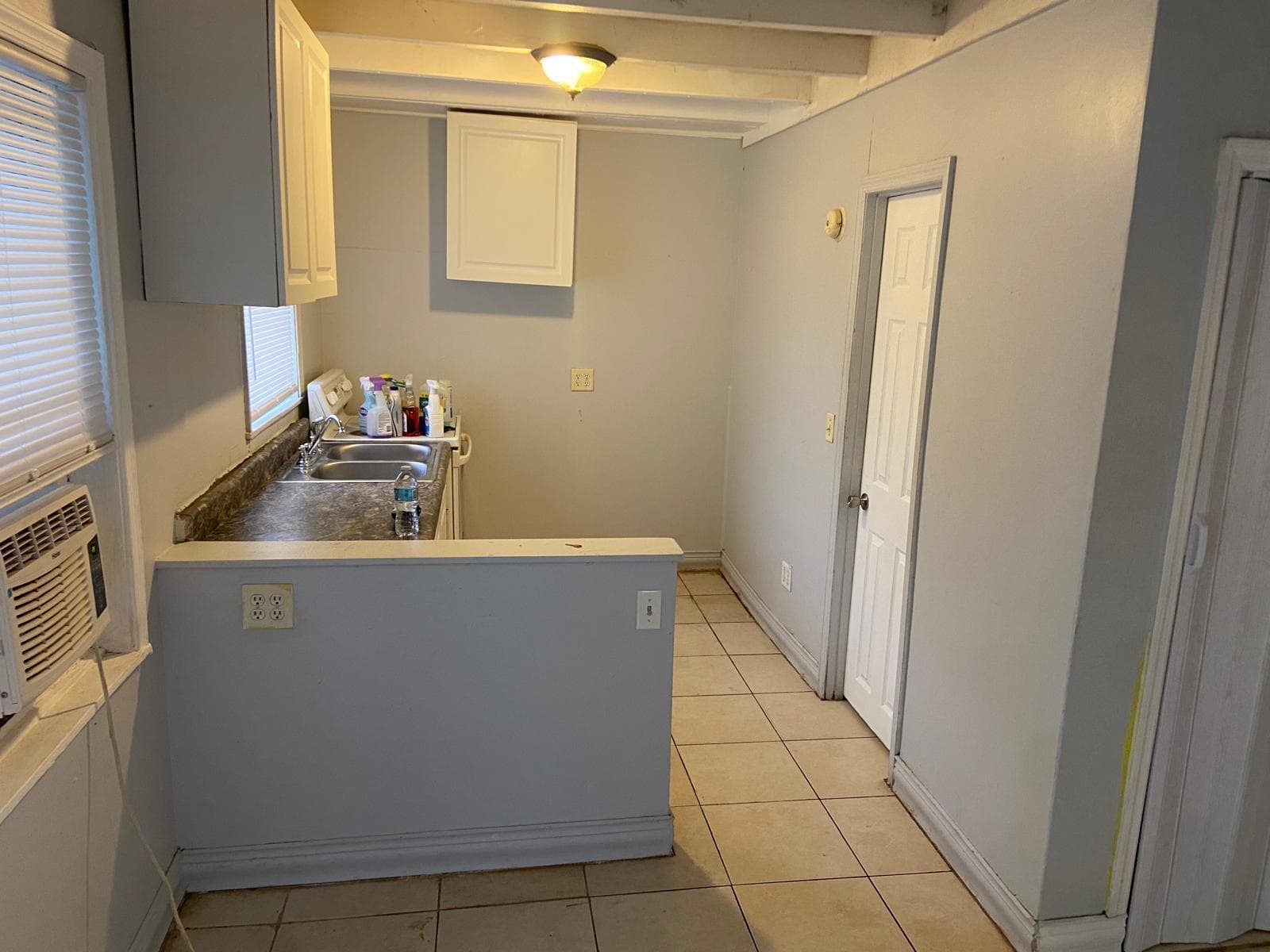 132 W 35th Street # Unit b, Riviera Beach, FL 33404 photo 3