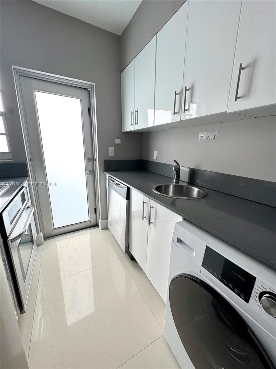 1604 Drexel Ave # 107, Miami Beach, FL 33139 photo 3