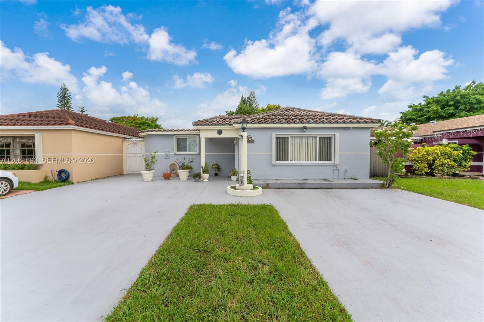 14726 SW 82nd Ter, Miami, FL 33193 photo 2