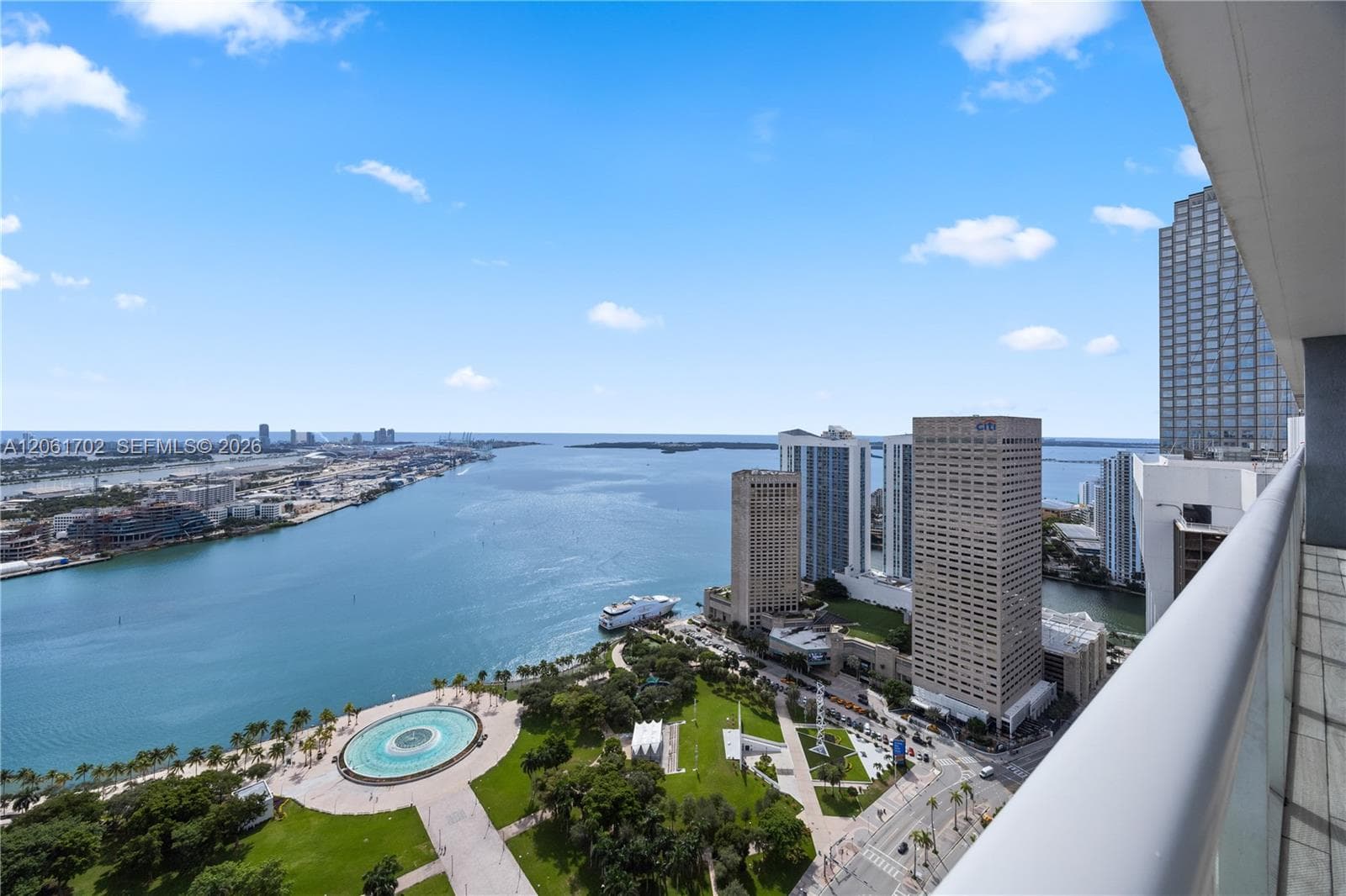50 Biscayne Blvd # 4706, Miami, FL 33132 photo 2