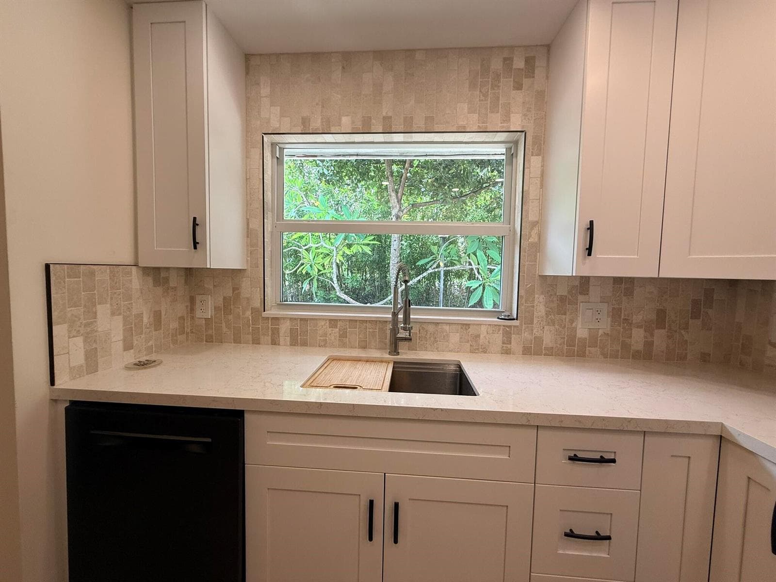 550 SW Natura Avenue, Deerfield Beach, FL 33441 photo 4