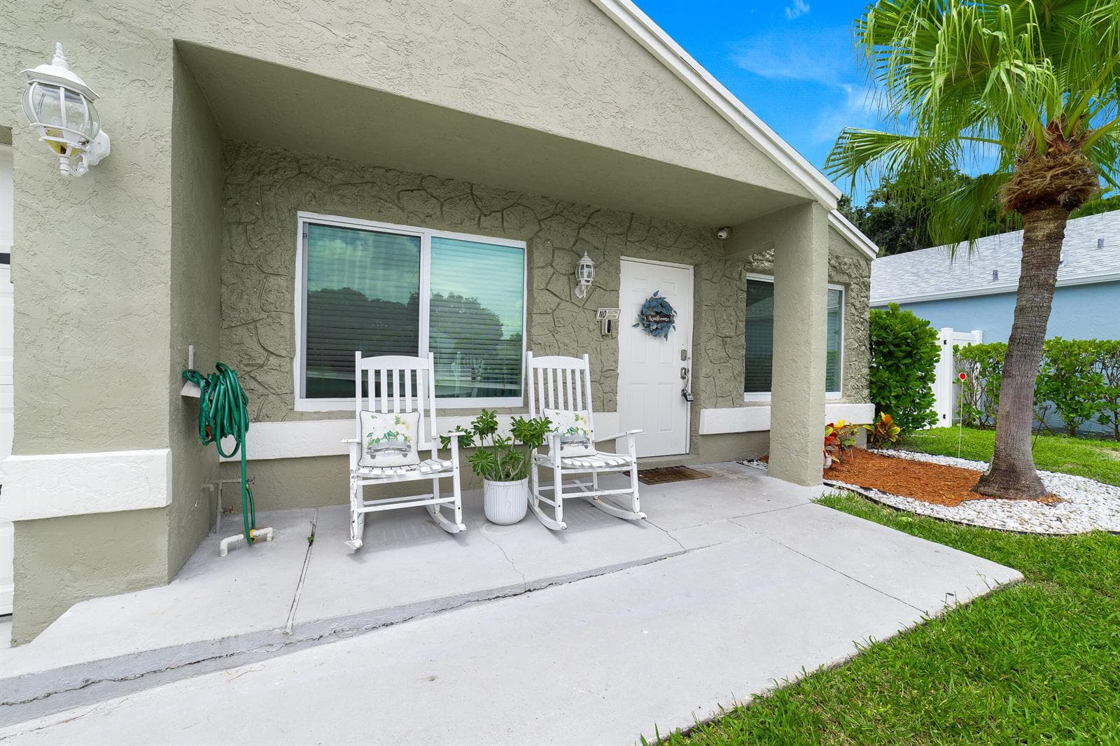 7 Cardiff Way, Boynton Beach, FL 33426 photo 2